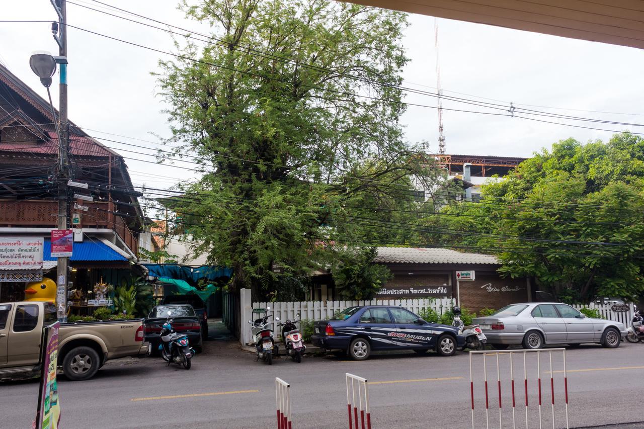 Suan Dok Gate Gasthuis 3*